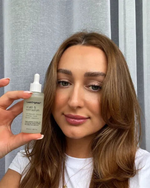 Model using a LashOriginals serum