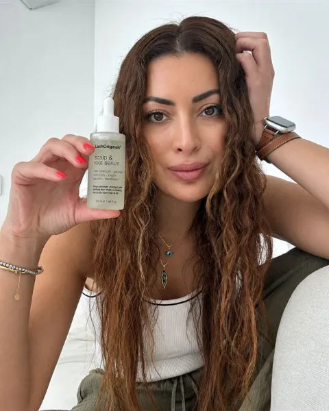 Model using a LashOriginals serum