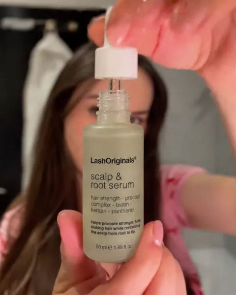 Model using a LashOriginals serum